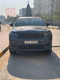 جیپ گراند شیرۆکی